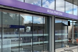 Calls Grow for Full Elizabeth Line Service at Acton Main Line