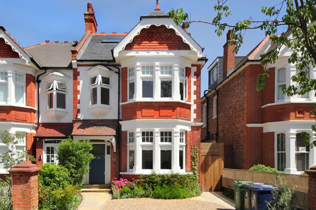 A house on Montague Gardens sold for £1,700,000 at the end of last year