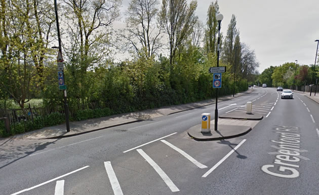 Entrance to Hanwell Cricket Club on Greenford Road