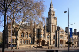 Ealing Town Hall to Be Closed on Safety Grounds