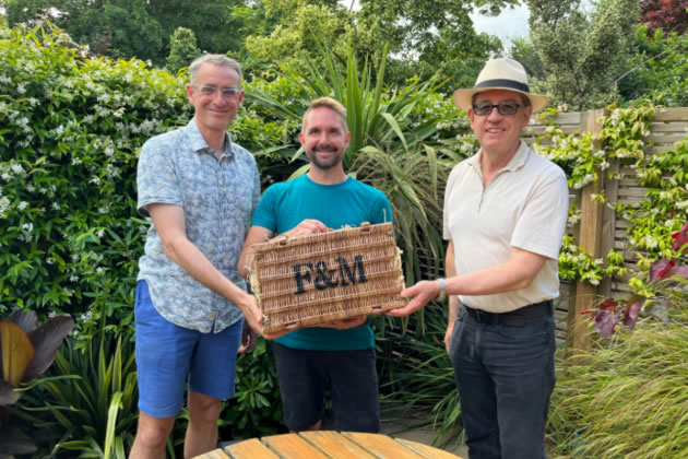 Winner of the Best Overall Garden category, Mr Stephen Moss with Vice-Chair of the Gunnersbury Park Garden Estate, Mr Richard Barden and Chair of the Bat Corner Association, Mr Andrew Stevens