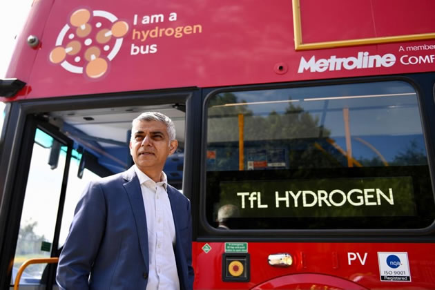 Sadiq Khan with the new hydrogen bus at Perivale bus garage
