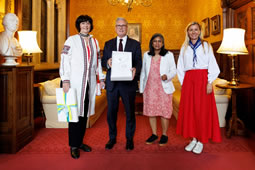 Keir Starmer and Rupa Huq Presented with Vyshyvankas