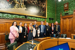 Rupa Huq Opens Ukrainian Exhibition in Parliament