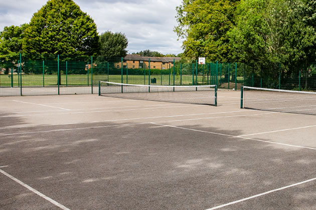 The tennis courts in Southfield Park